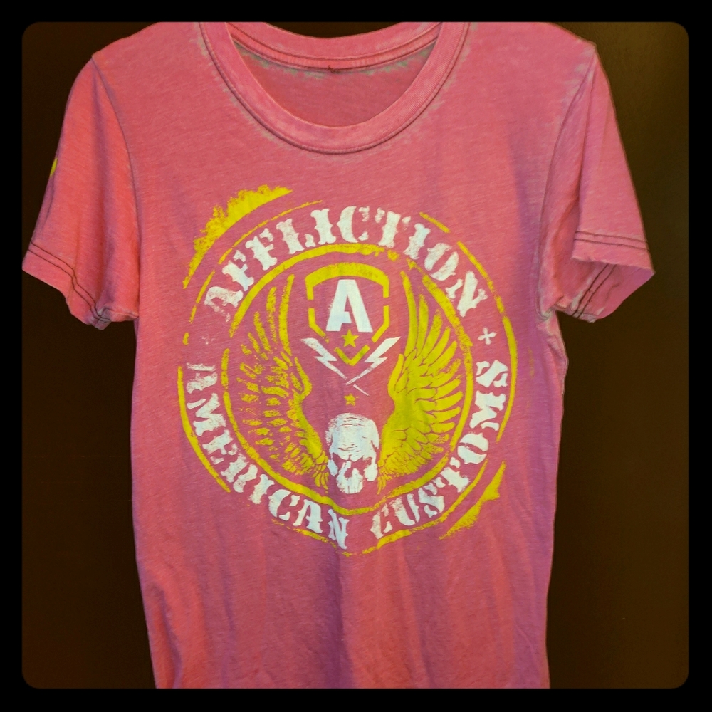 Women's sz L T-shirt